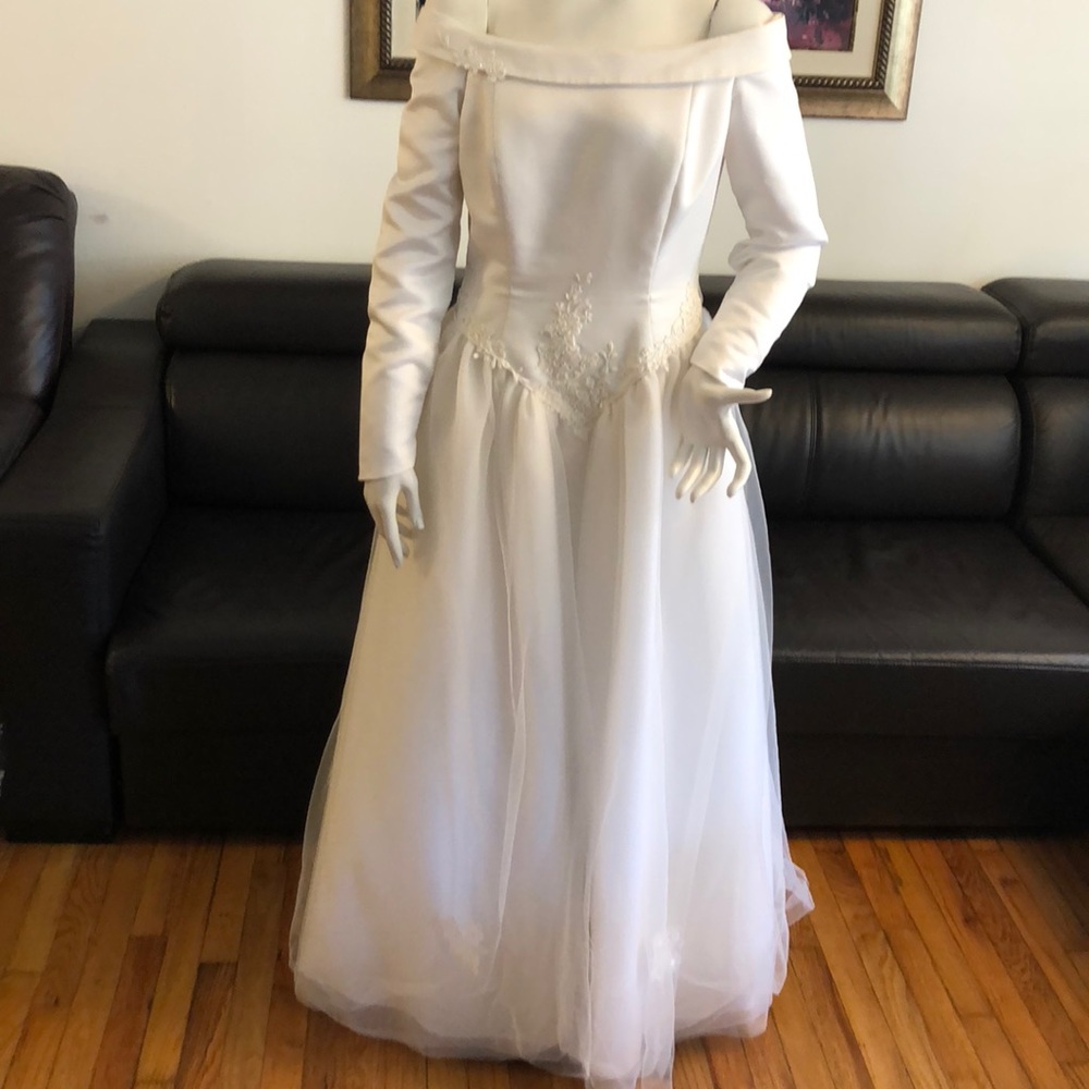 Wedding dress